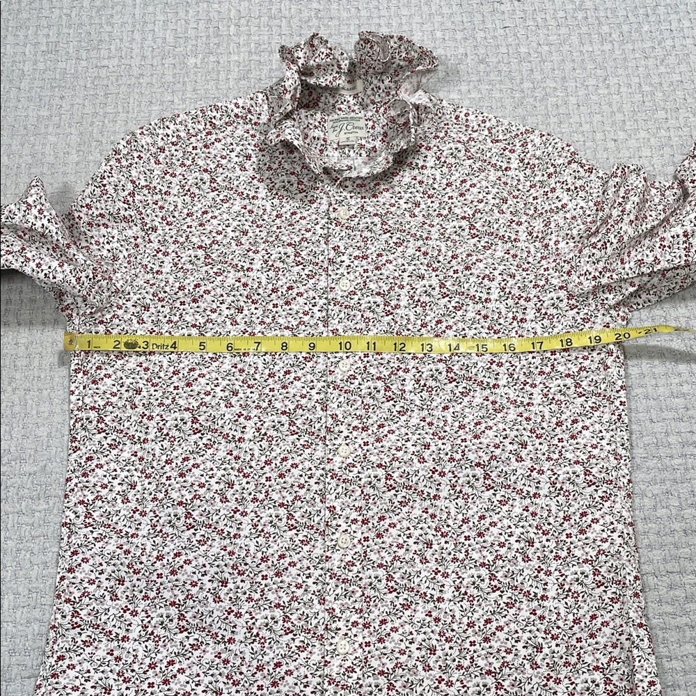 Upcycled Repurposed White Floral Ruffle Collar Button Up Shirt Preppy Size Small - Picture 12 of 15